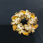 Vintage Women's Austrian Crystal Elegant Flower Brooch Pin Rhinestones Breastpin for Wedding/Banquet/Bouquet